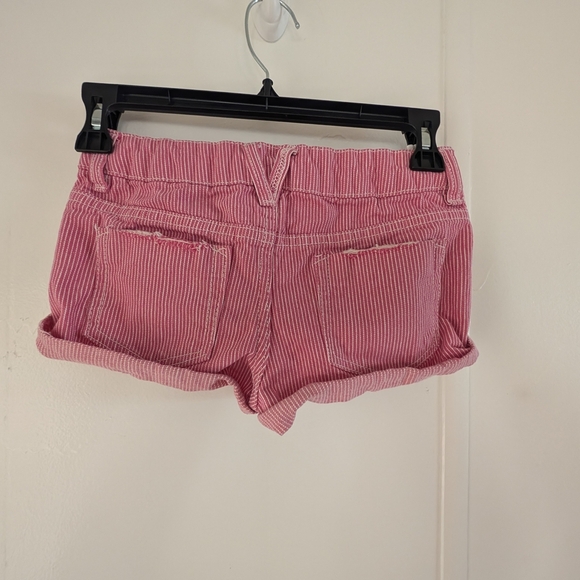 🛍️4 For $15🛍️Route 66 Pink Jean Shorts with Floral Embroidery - Picture 3 of 8